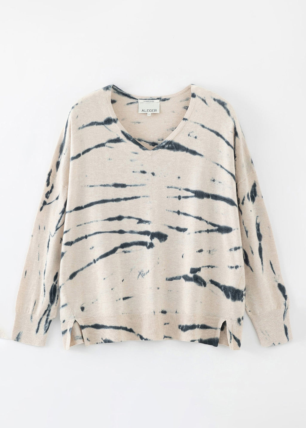 N.2103D CLASSIC DYE V-NECK