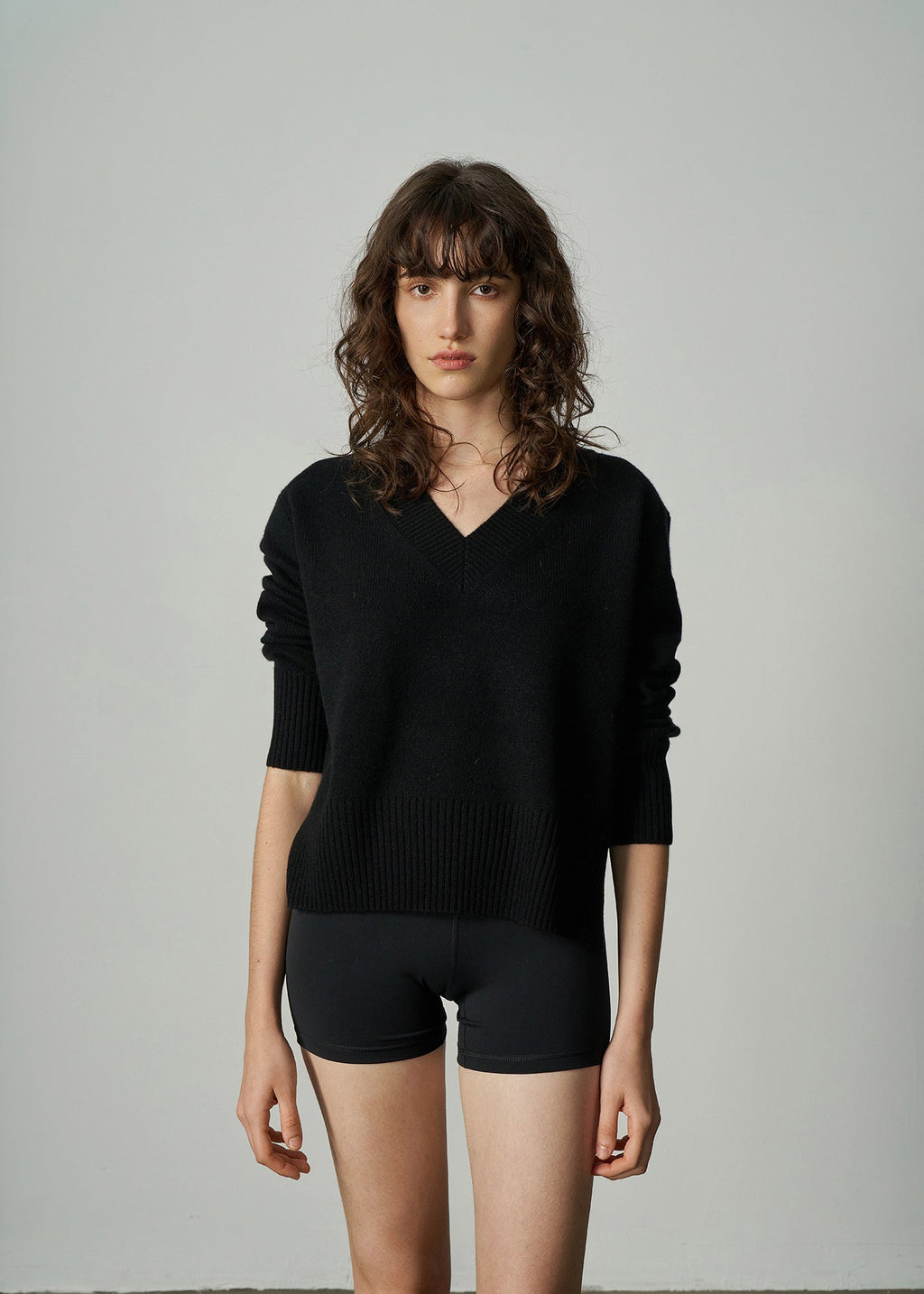 N.21 CASHMERE LONG LINE V NECK