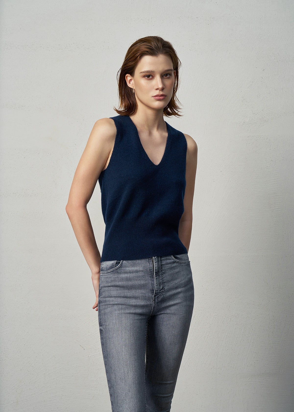 180 CASHMERE CLASSIC TANK FNY