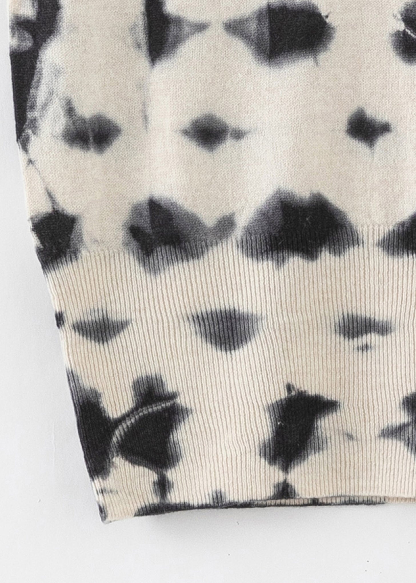 180 CASHMERE DYE LOW V TANK