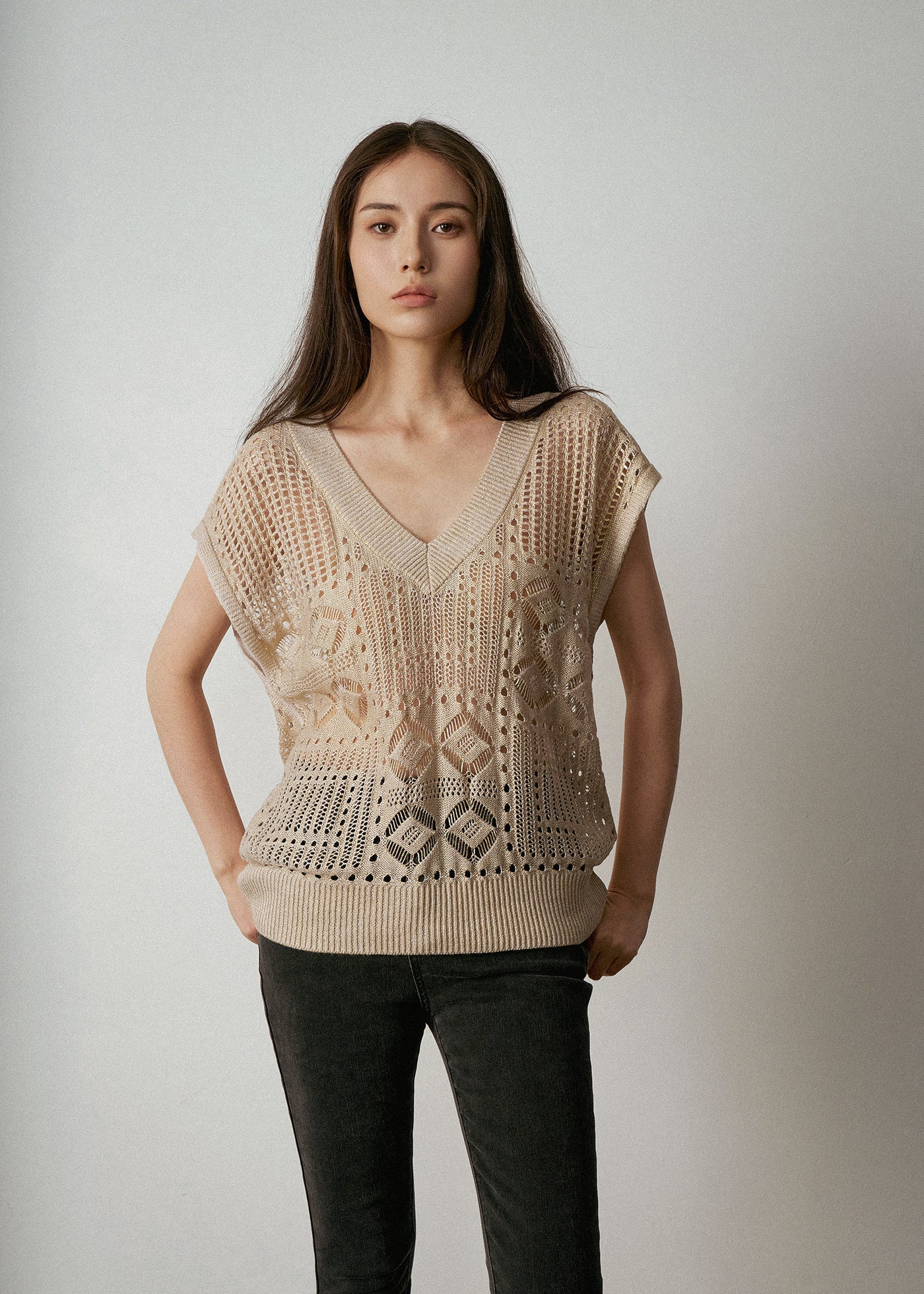 N.263 GOLD FOIL OPEN KNIT V-NECK