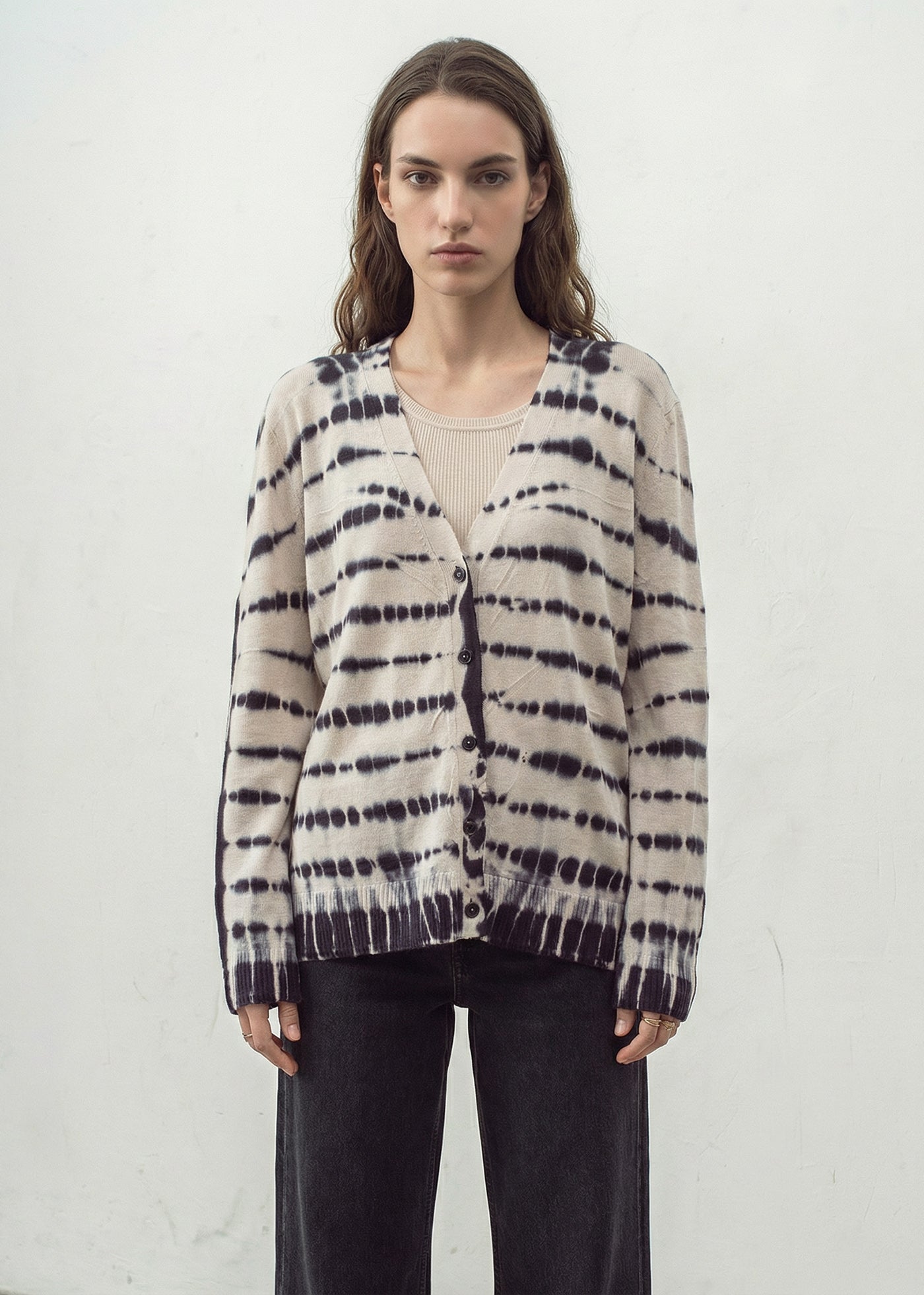 320 LONG LINE DYE CARDI SLD