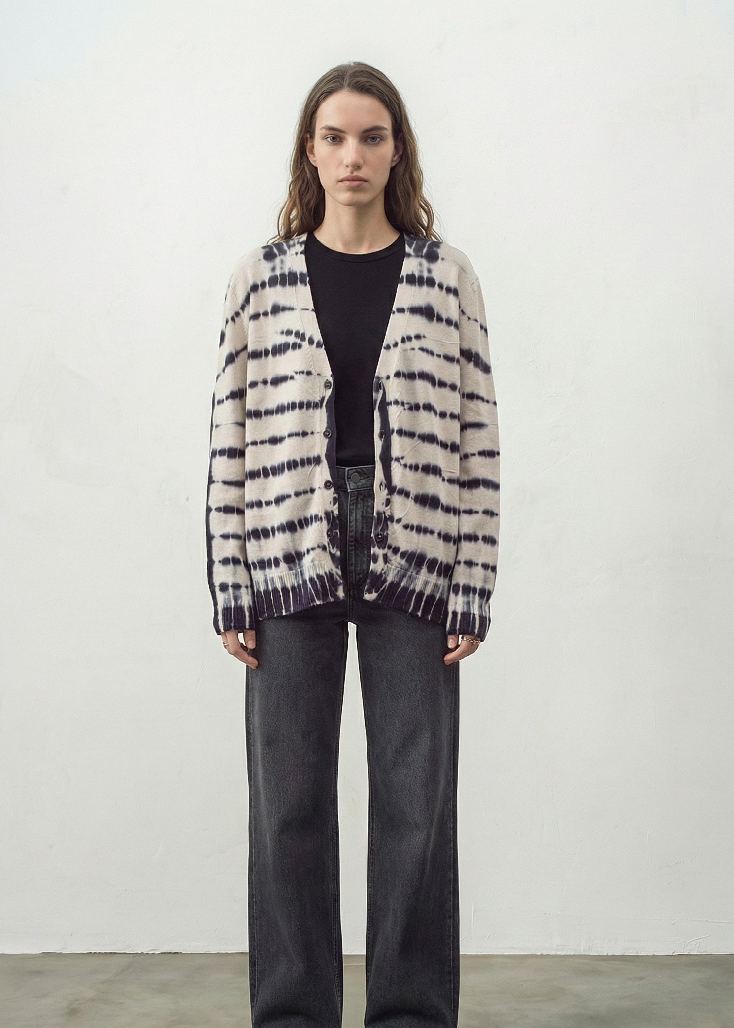 320 LONG LINE DYE CARDI SLD