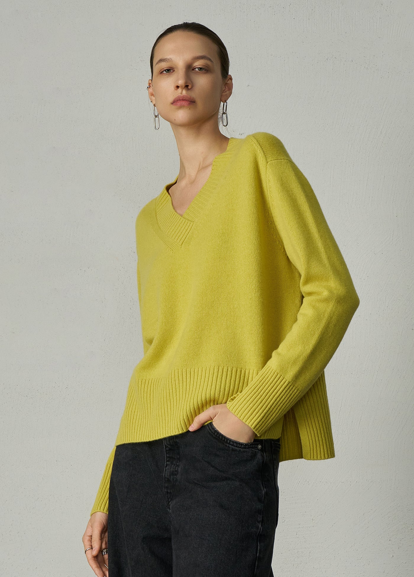 374 CLASSICS V NECK GOA