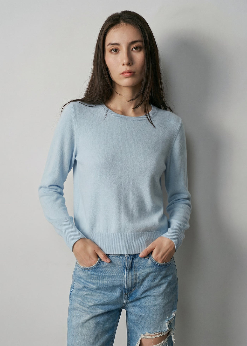 407 CASHMERE CLASSIC CREW WBL