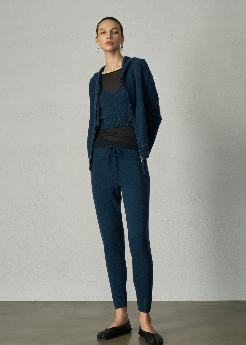 496 CASHMERE BLEND WEEKEND HOODY SBE