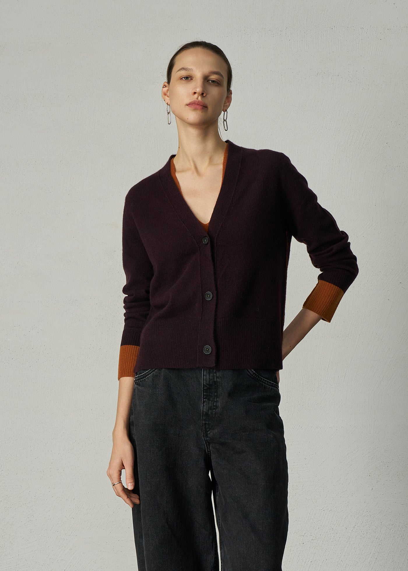 545 CASHMERE SEAM DETAIL CARDI MLT