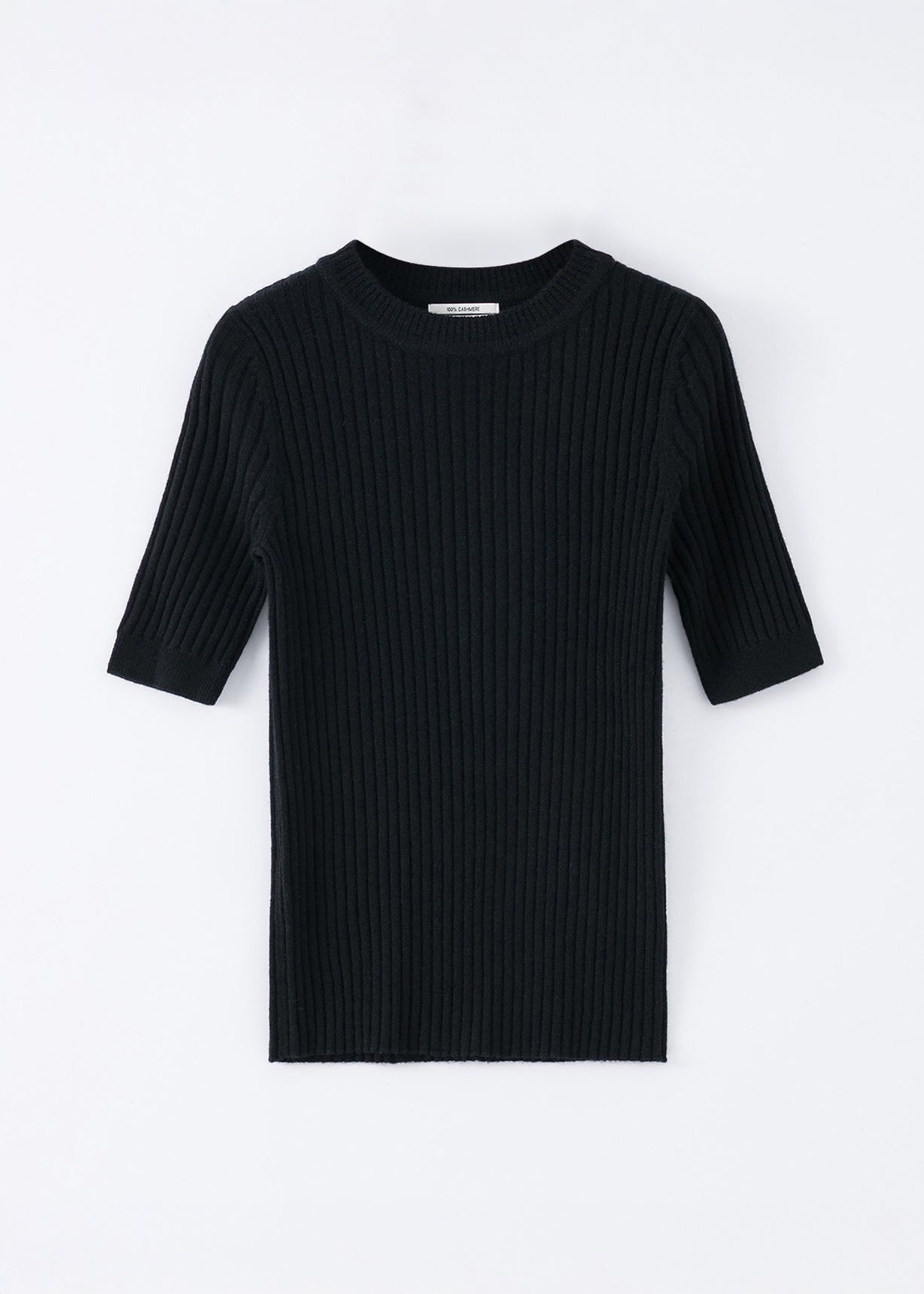 097 CASHMERE SHORT SLEEVE BLK